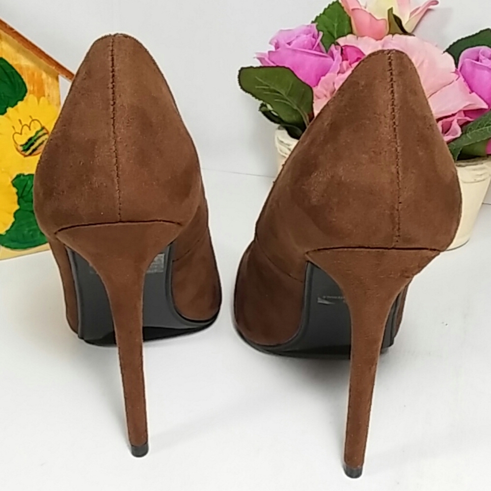 🆕 Chocolate Brown Pointed Toe Pumps Faux Suede 🆕 - Picture 5 of 8